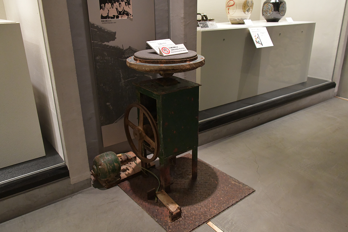 那覇市立壺屋焼物博物館_7068